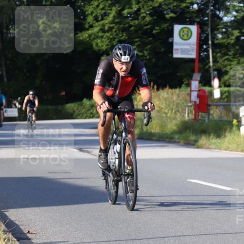 25.08.2024 - Elbe Triathlon Hamburg Fuchs,  Jonas http://msf.ph/oto/6867674 25.08.2024 09:29:13 Radfahren 418, 528, 111, 211, 406, 131, 355, 374 meine-sportfotos.de