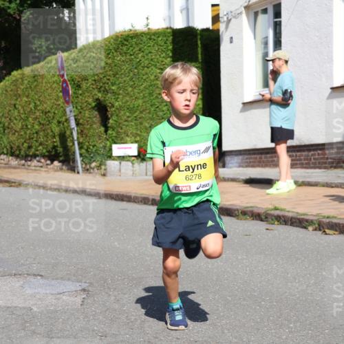 25.08.2024 - 20. Blankeneser Heldenlauf Strokosch-Dieckow http://msf.ph/oto/6867696 25.08.2024 10:29:18 Ziel 6108, 6196, 6278, 6323, 6365, 6366, 6414, 6417, 6422, 6499 meine-sportfotos.de