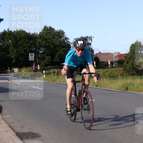 25.08.2024 - Elbe Triathlon Hamburg Fuchs,  Jonas http://msf.ph/oto/6867748 25.08.2024 09:29:20 Radfahren 131, 355, 374, 264, 33, 63 meine-sportfotos.de