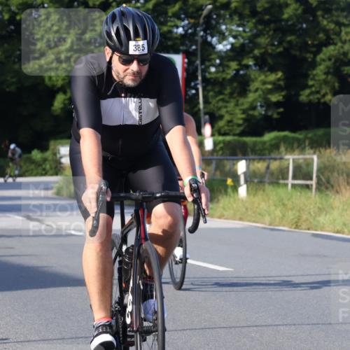 25.08.2024 - Elbe Triathlon Hamburg Fuchs,  Jonas http://msf.ph/oto/6867981 25.08.2024 09:29:55 Radfahren 447, 98, 407, 138, 385, 401, 305, 101 meine-sportfotos.de
