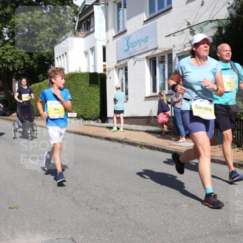 25.08.2024 - 20. Blankeneser Heldenlauf Strokosch-Dieckow http://msf.ph/oto/6868005 25.08.2024 10:29:32 Ziel 6108, 6117, 6260, 6276, 6305, 6365, 6366, 6394, 6419, 6461, 6488, 6489, 6495 meine-sportfotos.de