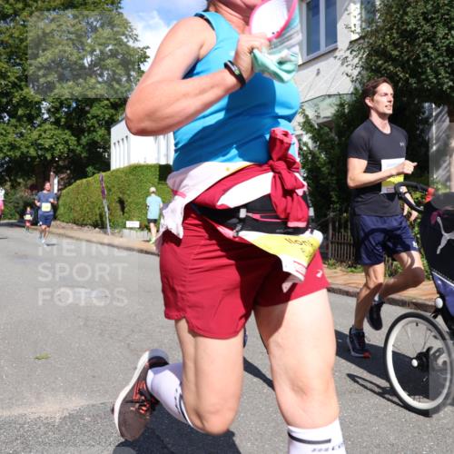 25.08.2024 - 20. Blankeneser Heldenlauf Strokosch-Dieckow http://msf.ph/oto/6868119 25.08.2024 10:29:35 Ziel 6117, 6260, 6276, 6305, 6394, 6419, 6461, 6488, 6489, 6495 meine-sportfotos.de