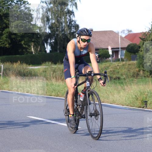 25.08.2024 - Elbe Triathlon Hamburg Fuchs,  Jonas http://msf.ph/oto/6868188 25.08.2024 09:30:17 Radfahren 114, 182, 214, 137, 286, 249 meine-sportfotos.de