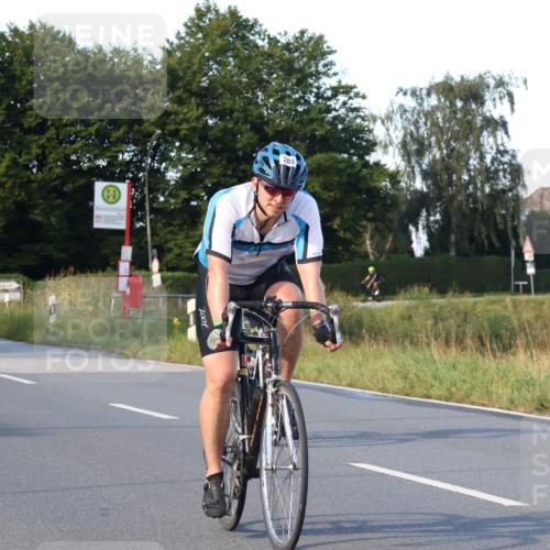 25.08.2024 - Elbe Triathlon Hamburg Fuchs,  Jonas http://msf.ph/oto/6868236 25.08.2024 09:30:22 Radfahren 214, 137, 286, 249, 361 meine-sportfotos.de