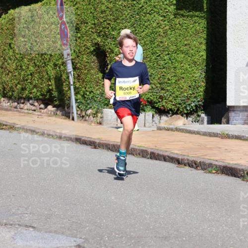 25.08.2024 - 20. Blankeneser Heldenlauf Strokosch-Dieckow http://msf.ph/oto/6868264 25.08.2024 10:29:41 Ziel 6137, 6219, 6263, 6276, 6305, 6398, 6461 meine-sportfotos.de