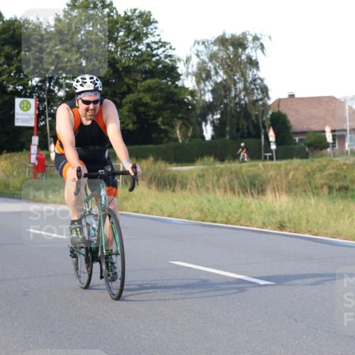 25.08.2024 - Elbe Triathlon Hamburg Fuchs,  Jonas http://msf.ph/oto/6868287 25.08.2024 09:30:26 Radfahren 286, 249, 361, 170, 330 meine-sportfotos.de