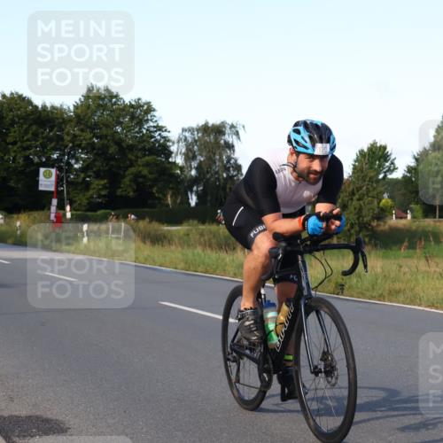25.08.2024 - Elbe Triathlon Hamburg Fuchs,  Jonas http://msf.ph/oto/6868333 25.08.2024 09:30:30 Radfahren 361, 170, 330, 88 meine-sportfotos.de