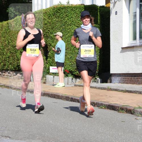 25.08.2024 - 20. Blankeneser Heldenlauf Strokosch-Dieckow http://msf.ph/oto/6868407 25.08.2024 10:29:47 Ziel 6003, 6046, 6137, 6219, 6263, 6305, 6398 meine-sportfotos.de