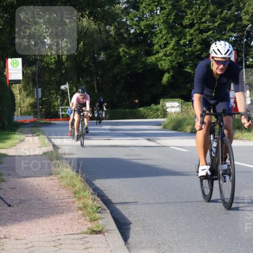 25.08.2024 - Elbe Triathlon Hamburg Fuchs,  Jonas http://msf.ph/oto/6868501 25.08.2024 09:30:54 Radfahren 438, 383, 145 meine-sportfotos.de