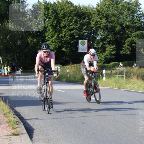 25.08.2024 - Elbe Triathlon Hamburg Fuchs,  Jonas http://msf.ph/oto/6868522 25.08.2024 09:30:56 Radfahren 438, 383, 145, 400 meine-sportfotos.de