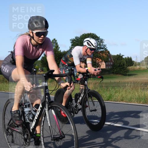 25.08.2024 - Elbe Triathlon Hamburg Fuchs,  Jonas http://msf.ph/oto/6868554 25.08.2024 09:30:58 Radfahren 438, 383, 145, 400, 254 meine-sportfotos.de