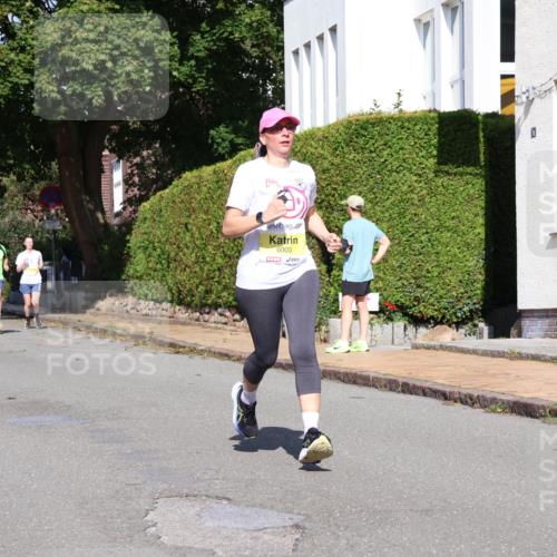 25.08.2024 - 20. Blankeneser Heldenlauf Strokosch-Dieckow http://msf.ph/oto/6868572 25.08.2024 10:29:55 Ziel 6003, 6046, 6134, 6138, 6139, 6321, 6358, 6398 meine-sportfotos.de