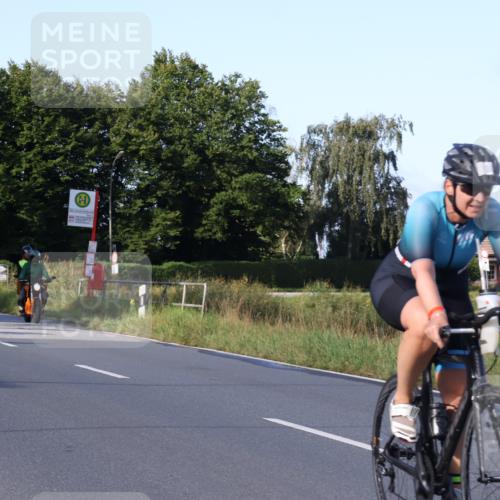 25.08.2024 - Elbe Triathlon Hamburg Fuchs,  Jonas http://msf.ph/oto/6868658 25.08.2024 09:31:09 Radfahren 254, 271, 67, 113, 136, 187, 257, 302, 307, 312, 482 meine-sportfotos.de