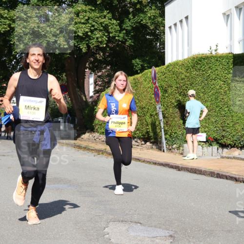 25.08.2024 - 20. Blankeneser Heldenlauf Strokosch-Dieckow http://msf.ph/oto/6868692 25.08.2024 10:30:02 Ziel 6134, 6138, 6139, 6321, 6358, 6421 meine-sportfotos.de