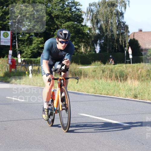25.08.2024 - Elbe Triathlon Hamburg Fuchs,  Jonas http://msf.ph/oto/6868771 25.08.2024 09:31:18 Radfahren 307, 312, 482, 243, 72 meine-sportfotos.de