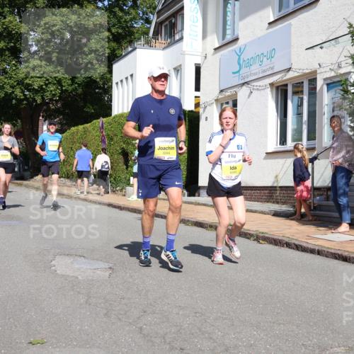 25.08.2024 - 20. Blankeneser Heldenlauf Strokosch-Dieckow http://msf.ph/oto/6868838 25.08.2024 10:30:12 Ziel 6055, 6058, 6239, 6326, 6327, 6328, 6329, 6330, 6344, 6345, 6352, 6353, 6421 meine-sportfotos.de