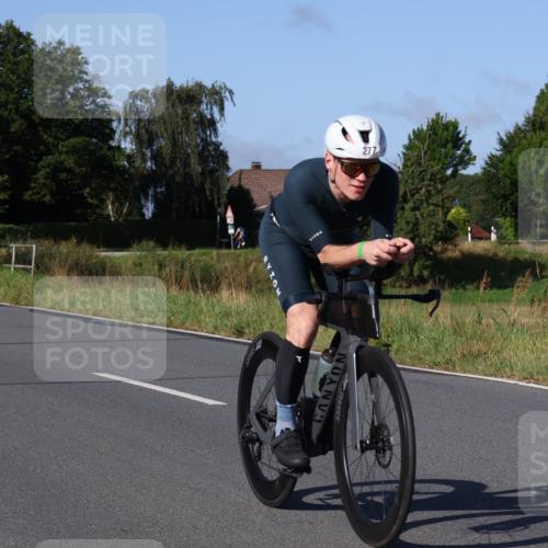 25.08.2024 - Elbe Triathlon Hamburg Fuchs,  Jonas http://msf.ph/oto/6868847 25.08.2024 09:31:26 Radfahren 72, 277, 125, 351, 223, 242 meine-sportfotos.de
