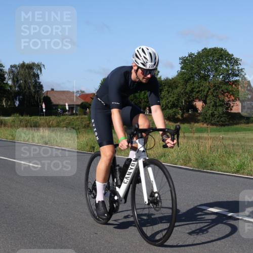 25.08.2024 - Elbe Triathlon Hamburg Fuchs,  Jonas http://msf.ph/oto/6868906 25.08.2024 09:31:31 Radfahren 277, 125, 351, 223, 242, 173 meine-sportfotos.de