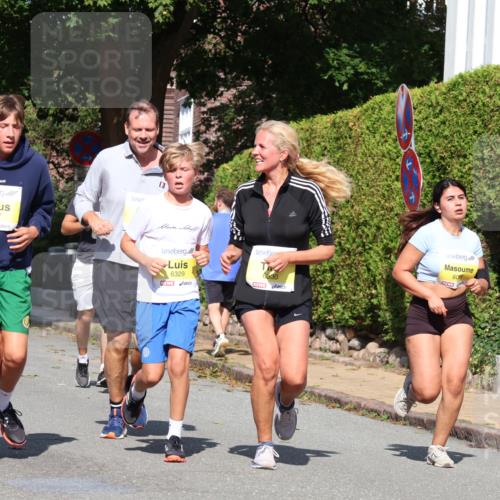 25.08.2024 - 20. Blankeneser Heldenlauf Strokosch-Dieckow http://msf.ph/oto/6868910 25.08.2024 10:30:17 Ziel 6055, 6058, 6087, 6095, 6239, 6259, 6326, 6327, 6328, 6329, 6330, 6342, 6344, 6345, 6352, 6353, 6497 meine-sportfotos.de