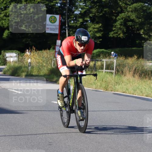 25.08.2024 - Elbe Triathlon Hamburg Fuchs,  Jonas http://msf.ph/oto/6868922 25.08.2024 09:31:33 Radfahren 125, 351, 223, 242, 173 meine-sportfotos.de