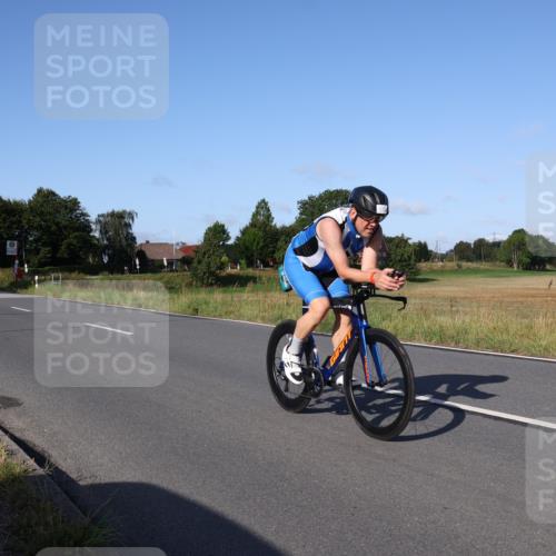 25.08.2024 - Elbe Triathlon Hamburg Fuchs,  Jonas http://msf.ph/oto/6868981 25.08.2024 09:31:38 Radfahren 242, 173, 176, 200, 373 meine-sportfotos.de