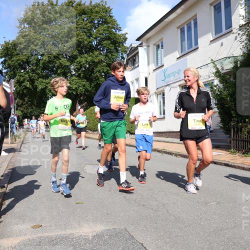 25.08.2024 - 20. Blankeneser Heldenlauf Strokosch-Dieckow http://msf.ph/oto/6868997 25.08.2024 10:30:20 Ziel 6058, 6087, 6095, 6163, 6259, 6326, 6327, 6328, 6329, 6330, 6342, 6352, 6353, 6497 meine-sportfotos.de