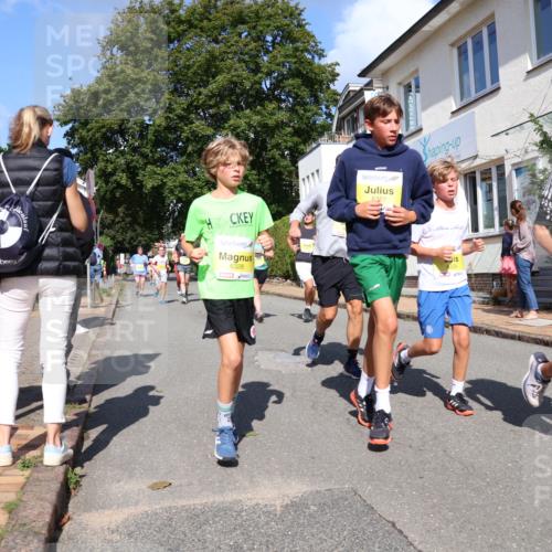 25.08.2024 - 20. Blankeneser Heldenlauf Strokosch-Dieckow http://msf.ph/oto/6869007 25.08.2024 10:30:20 Ziel 6058, 6087, 6095, 6163, 6259, 6326, 6327, 6328, 6329, 6330, 6342, 6352, 6353, 6497 meine-sportfotos.de