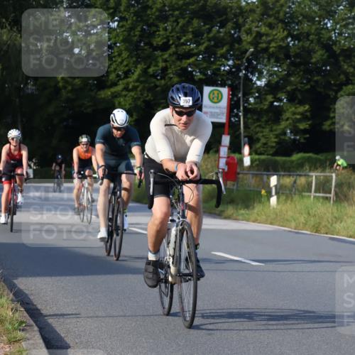 25.08.2024 - Elbe Triathlon Hamburg Fuchs,  Jonas http://msf.ph/oto/6869055 25.08.2024 09:31:45 Radfahren 176, 200, 373, 397, 219, 350, 124, 147, 133 meine-sportfotos.de