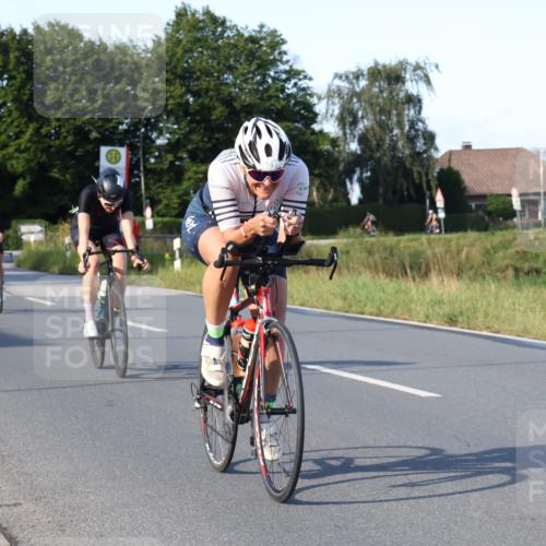 25.08.2024 - Elbe Triathlon Hamburg Fuchs,  Jonas http://msf.ph/oto/6869115 25.08.2024 09:31:51 Radfahren 397, 219, 350, 124, 147, 133, 469, 175, 321, 356, 139 meine-sportfotos.de