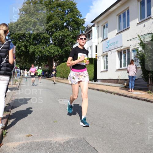 25.08.2024 - 20. Blankeneser Heldenlauf Strokosch-Dieckow http://msf.ph/oto/6869135 25.08.2024 10:30:29 Ziel 6087, 6095, 6130, 6163, 6259, 6342, 6349, 6438, 6444, 6474, 6497 meine-sportfotos.de