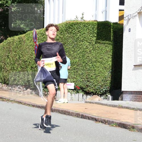 25.08.2024 - 20. Blankeneser Heldenlauf Strokosch-Dieckow http://msf.ph/oto/6869167 25.08.2024 10:30:31 Ziel 6095, 6130, 6163, 6349, 6438, 6444, 6474 meine-sportfotos.de