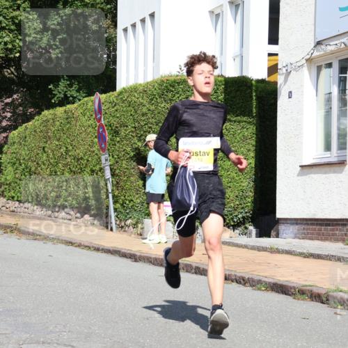 25.08.2024 - 20. Blankeneser Heldenlauf Strokosch-Dieckow http://msf.ph/oto/6869173 25.08.2024 10:30:32 Ziel 6095, 6130, 6163, 6349, 6438, 6444, 6474 meine-sportfotos.de