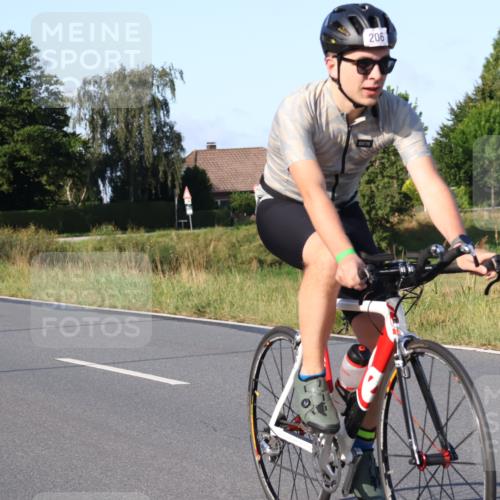 25.08.2024 - Elbe Triathlon Hamburg Fuchs,  Jonas http://msf.ph/oto/6869265 25.08.2024 09:32:05 Radfahren 396, 229, 423, 206, 345, 391 meine-sportfotos.de