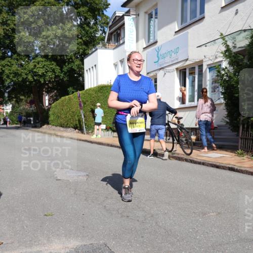 25.08.2024 - 20. Blankeneser Heldenlauf Strokosch-Dieckow http://msf.ph/oto/6869300 25.08.2024 10:30:38 Ziel 6130, 6315, 6339, 6349, 6438, 6474 meine-sportfotos.de