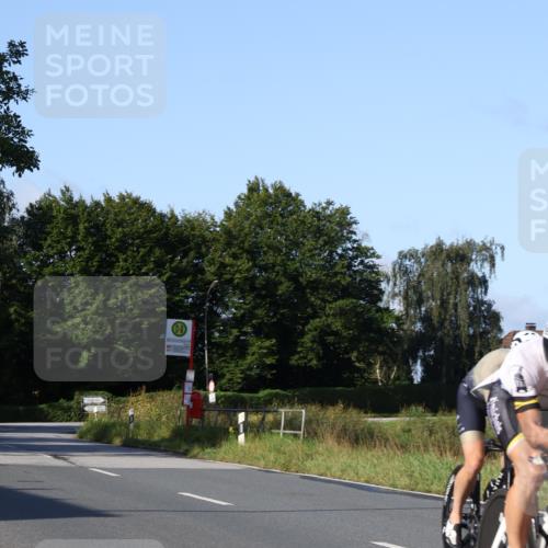 25.08.2024 - Elbe Triathlon Hamburg Fuchs,  Jonas http://msf.ph/oto/6869373 25.08.2024 09:32:18 Radfahren 59, 73, 99, 339, 107, 366 meine-sportfotos.de