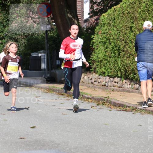 25.08.2024 - 20. Blankeneser Heldenlauf Strokosch-Dieckow http://msf.ph/oto/6869406 25.08.2024 10:30:47 Ziel 6315, 6339, 6364, 6516 meine-sportfotos.de