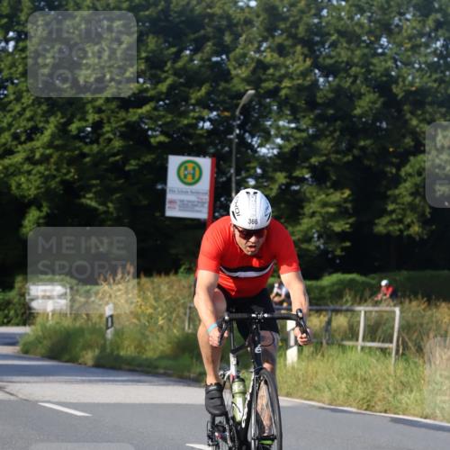 25.08.2024 - Elbe Triathlon Hamburg Fuchs,  Jonas http://msf.ph/oto/6869409 25.08.2024 09:32:24 Radfahren 339, 107, 366 meine-sportfotos.de