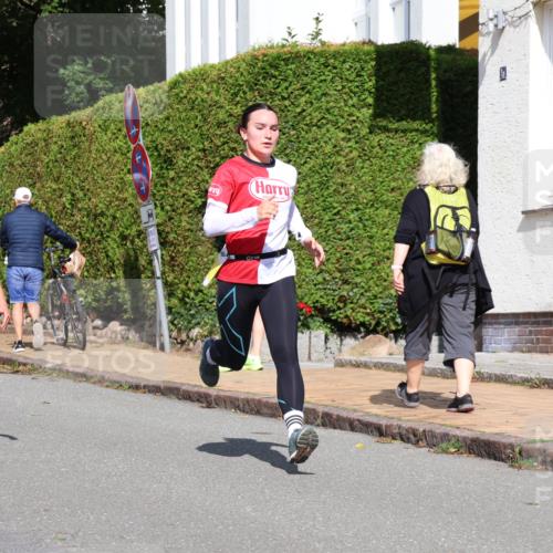 25.08.2024 - 20. Blankeneser Heldenlauf Strokosch-Dieckow http://msf.ph/oto/6869460 25.08.2024 10:30:49 Ziel 6290, 6339, 6364, 6400, 6401, 6516 meine-sportfotos.de