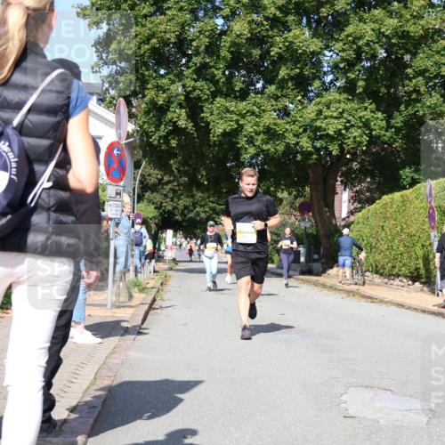 25.08.2024 - 20. Blankeneser Heldenlauf Strokosch-Dieckow http://msf.ph/oto/6869532 25.08.2024 10:30:53 Ziel 6271, 6290, 6339, 6364, 6400, 6401, 6516 meine-sportfotos.de