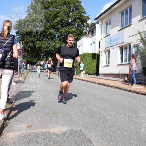 25.08.2024 - 20. Blankeneser Heldenlauf Strokosch-Dieckow http://msf.ph/oto/6869571 25.08.2024 10:30:55 Ziel 6271, 6290, 6364, 6400, 6401 meine-sportfotos.de