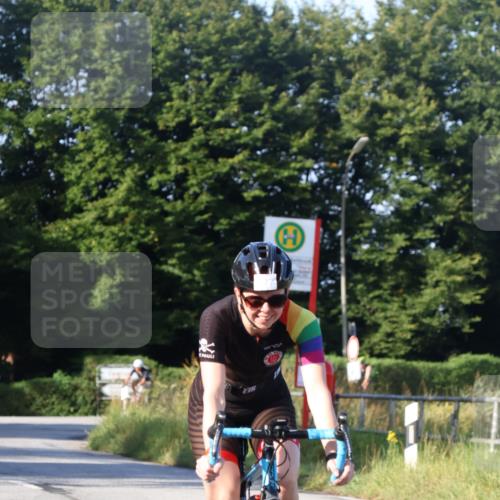 25.08.2024 - Elbe Triathlon Hamburg Fuchs,  Jonas http://msf.ph/oto/6869597 25.08.2024 09:32:45 Radfahren 441, 177 meine-sportfotos.de