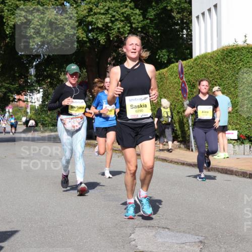 25.08.2024 - 20. Blankeneser Heldenlauf Strokosch-Dieckow http://msf.ph/oto/6869626 25.08.2024 10:30:58 Ziel 6271, 6290, 6364, 6400, 6401 meine-sportfotos.de