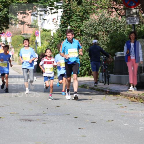 25.08.2024 - 20. Blankeneser Heldenlauf Strokosch-Dieckow http://msf.ph/oto/6869716 25.08.2024 10:31:09 Ziel 6067, 6189, 6190, 6490 meine-sportfotos.de