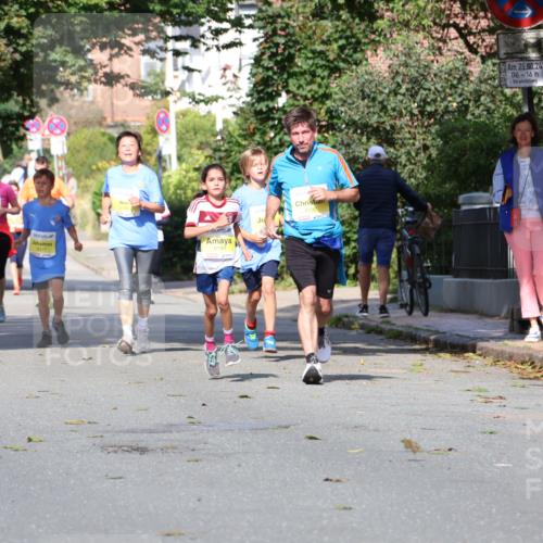 25.08.2024 - 20. Blankeneser Heldenlauf Strokosch-Dieckow http://msf.ph/oto/6869725 25.08.2024 10:31:10 Ziel 6067, 6177, 6189, 6190, 6490 meine-sportfotos.de