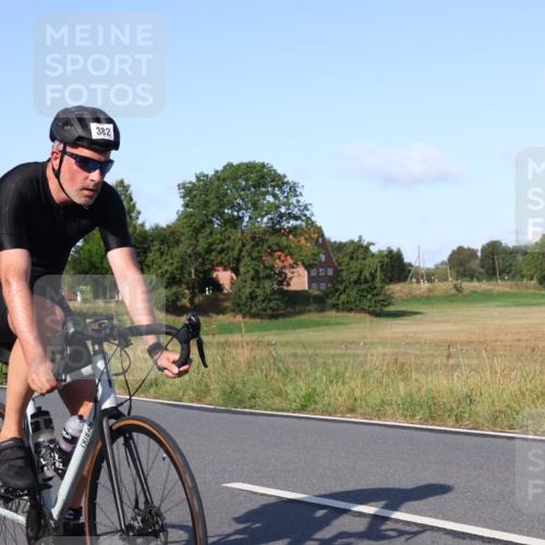 25.08.2024 - Elbe Triathlon Hamburg Fuchs,  Jonas http://msf.ph/oto/6869728 25.08.2024 09:33:01 Radfahren 382, 336 meine-sportfotos.de