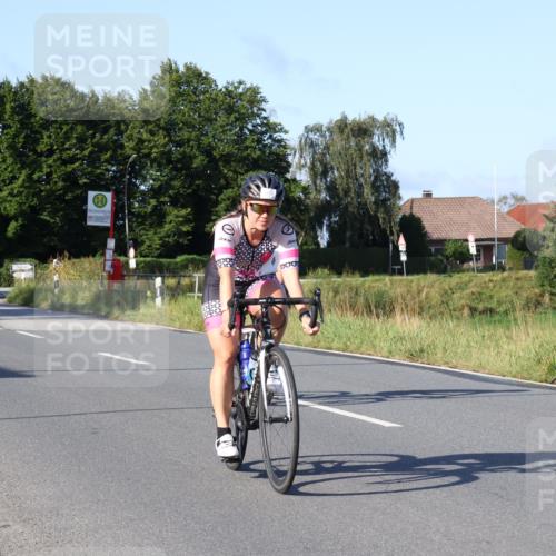 25.08.2024 - Elbe Triathlon Hamburg Fuchs,  Jonas http://msf.ph/oto/6869881 25.08.2024 09:33:26 Radfahren 172, 313, 108, 364, 486, 353 meine-sportfotos.de