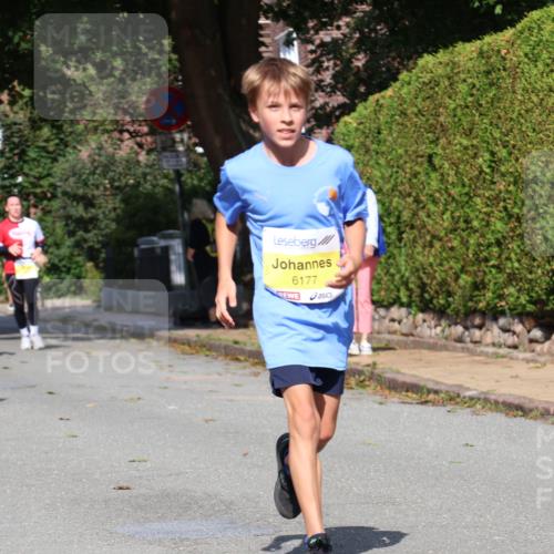 25.08.2024 - 20. Blankeneser Heldenlauf Strokosch-Dieckow http://msf.ph/oto/6869898 25.08.2024 10:31:20 Ziel 6067, 6082, 6177, 6189, 6190, 6247, 6338, 6490 meine-sportfotos.de