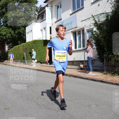 25.08.2024 - 20. Blankeneser Heldenlauf Strokosch-Dieckow http://msf.ph/oto/6869960 25.08.2024 10:31:22 Ziel 6082, 6177, 6189, 6190, 6247, 6338, 6490 meine-sportfotos.de