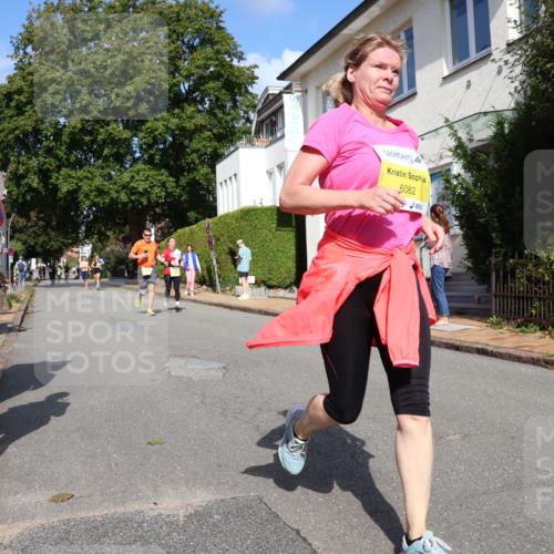 25.08.2024 - 20. Blankeneser Heldenlauf Strokosch-Dieckow http://msf.ph/oto/6870040 25.08.2024 10:31:26 Ziel 6068, 6082, 6247, 6338 meine-sportfotos.de