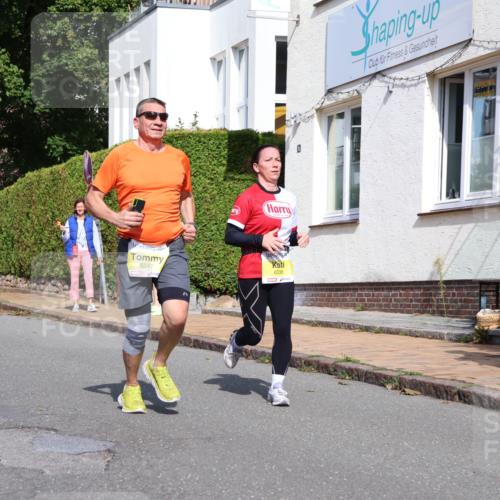 25.08.2024 - 20. Blankeneser Heldenlauf Strokosch-Dieckow http://msf.ph/oto/6870090 25.08.2024 10:31:29 Ziel 6068, 6082, 6238, 6245, 6247, 6338, 6432 meine-sportfotos.de